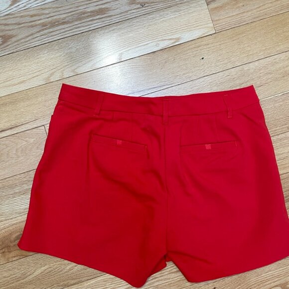 Tahari Red Tailored Stretch Shorts – Women’s Size 10 - Picture 3 of 5